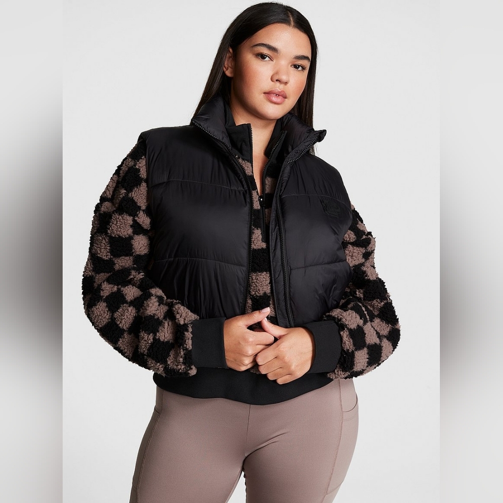 Crop puffer vest pink